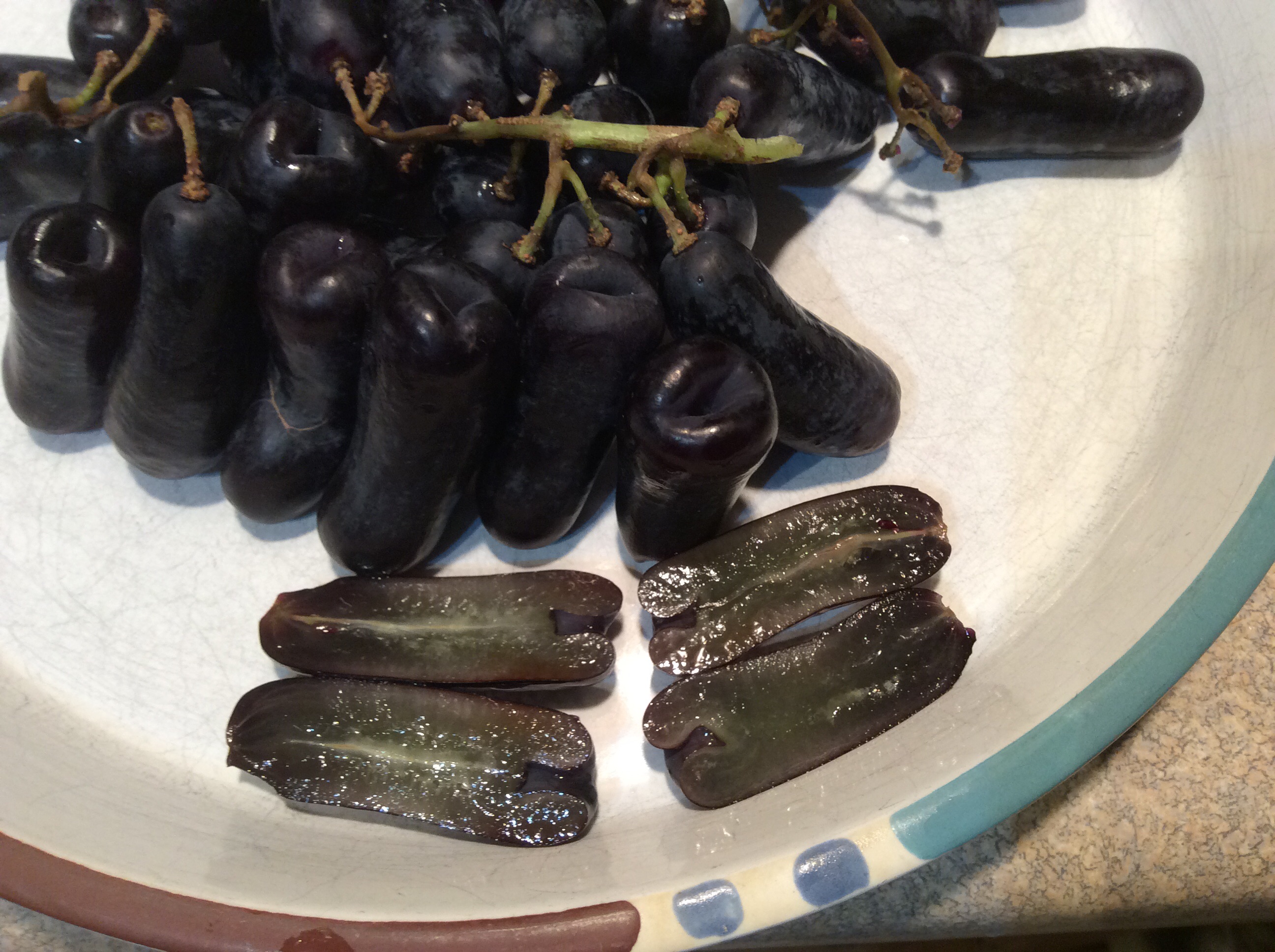 Grapes The Shocking Truth About This Popular Fruit - siepct6